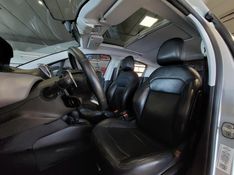Peugeot 208 1.6 GRIFFE 16V FLEX 4P AUTOMÁTICO 2016/2017 BETIOLO NOVOS E SEMINOVOS LAJEADO / Carros no Vale