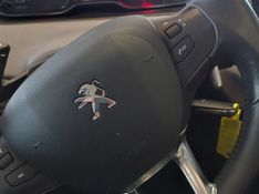 Peugeot 208 1.6 GRIFFE 16V FLEX 4P AUTOMÁTICO 2016/2017 BETIOLO NOVOS E SEMINOVOS LAJEADO / Carros no Vale