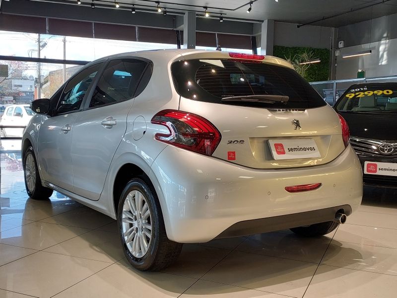 Peugeot 208 1.6 GRIFFE 16V FLEX 4P AUTOMÁTICO 2016/2017 BETIOLO NOVOS E SEMINOVOS LAJEADO / Carros no Vale