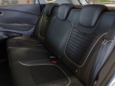 Renault CAPTUR 1.6 16V SCE FLEX INTENSE X-TRONIC 2018/2019 BETIOLO NOVOS E SEMINOVOS LAJEADO / Carros no Vale