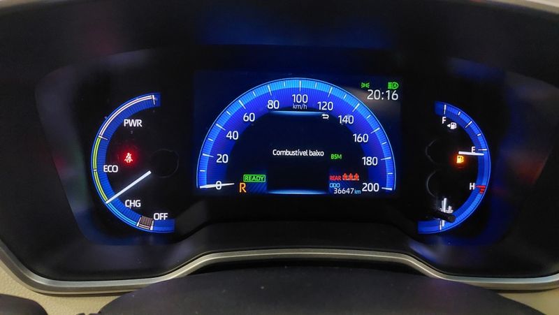 Toyota COROLLA CROSS 1.8 VVT-I HYBRID FLEX XRX CVT 2023/2024 BETIOLO NOVOS E SEMINOVOS LAJEADO / Carros no Vale