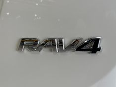 Toyota RAV4 2.0 4X2 16V GASOLINA 4P AUTOMÁTICO 2015/2015 BETIOLO NOVOS E SEMINOVOS LAJEADO / Carros no Vale