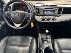 Toyota RAV4 2.0 4X2 16V GASOLINA 4P AUTOMÁTICO 2015/2015 BETIOLO NOVOS E SEMINOVOS LAJEADO / Carros no Vale