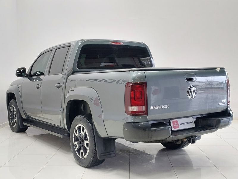 Volkswagen AMAROK 3.0 V6 TDI DIESEL COMFORTLINE CD 4MOTION AUTOMÁTICO 2022/2023 BETIOLO NOVOS E SEMINOVOS LAJEADO / Carros no Vale