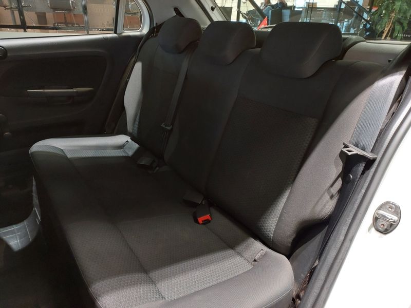 Volkswagen GOL 1.6 MSI TOTALFLEX 4P MANUAL 2021/2022 BETIOLO NOVOS E SEMINOVOS LAJEADO / Carros no Vale