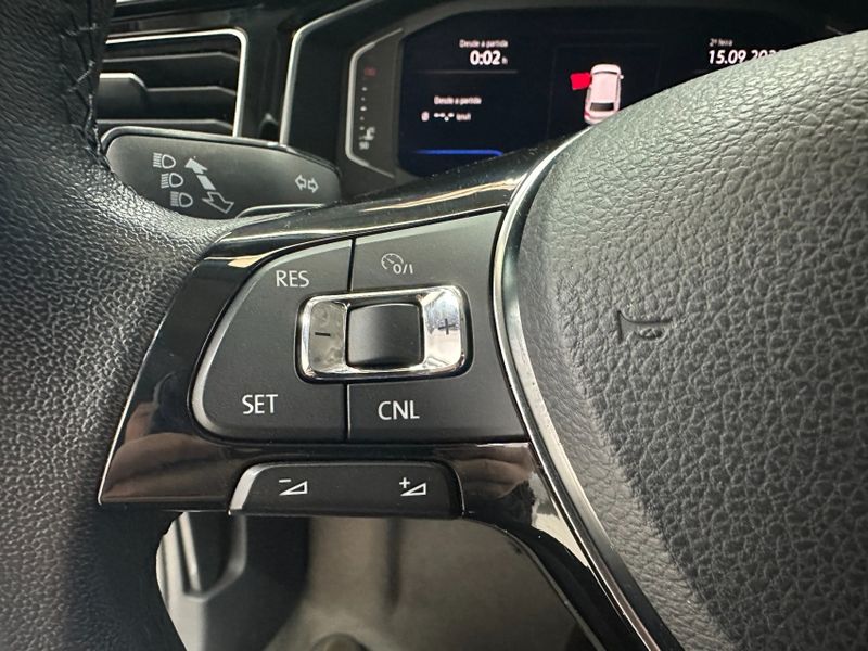 Volkswagen POLO 1.0 200 TSI HIGHLINE AUTOMÁTICO 2018/2019 BETIOLO NOVOS E SEMINOVOS LAJEADO / Carros no Vale
