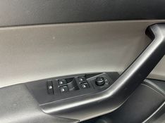 Volkswagen POLO 1.0 200 TSI HIGHLINE AUTOMÁTICO 2018/2019 BETIOLO NOVOS E SEMINOVOS LAJEADO / Carros no Vale