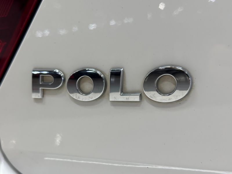 Volkswagen POLO 1.0 200 TSI HIGHLINE AUTOMÁTICO 2018/2019 BETIOLO NOVOS E SEMINOVOS LAJEADO / Carros no Vale