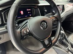 Volkswagen POLO 1.0 200 TSI HIGHLINE AUTOMÁTICO 2018/2019 BETIOLO NOVOS E SEMINOVOS LAJEADO / Carros no Vale