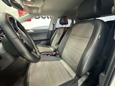 Volkswagen POLO 1.0 200 TSI HIGHLINE AUTOMÁTICO 2018/2019 BETIOLO NOVOS E SEMINOVOS LAJEADO / Carros no Vale
