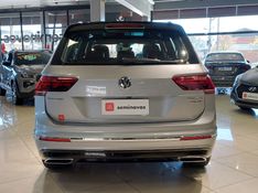Volkswagen TIGUAN 2.0 350 TSI GASOLINA ALLSPACE R-LINE 4MOTION DSG 2021/2021 BETIOLO NOVOS E SEMINOVOS LAJEADO / Carros no Vale