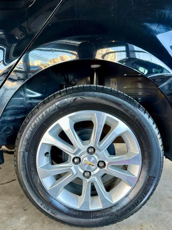 Chevrolet PRISMA 1.4 MPFI LTZ 8V FLEX 4P MANUAL 2014/2015 CASTELLAN E TOMAZONI MOTORS CAXIAS DO SUL / Carros no Vale