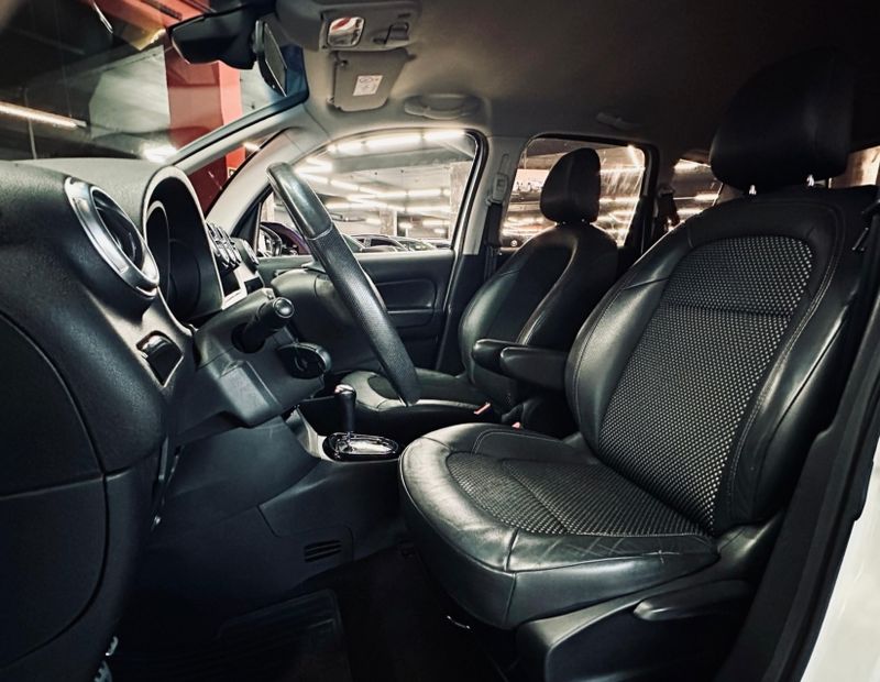 Citroen AIRCROSS 1.6 EXCLUSIVE 16V FLEX 4P AUTOMÁTICO 2014/2015 CASTELLAN E TOMAZONI MOTORS CAXIAS DO SUL / Carros no Vale