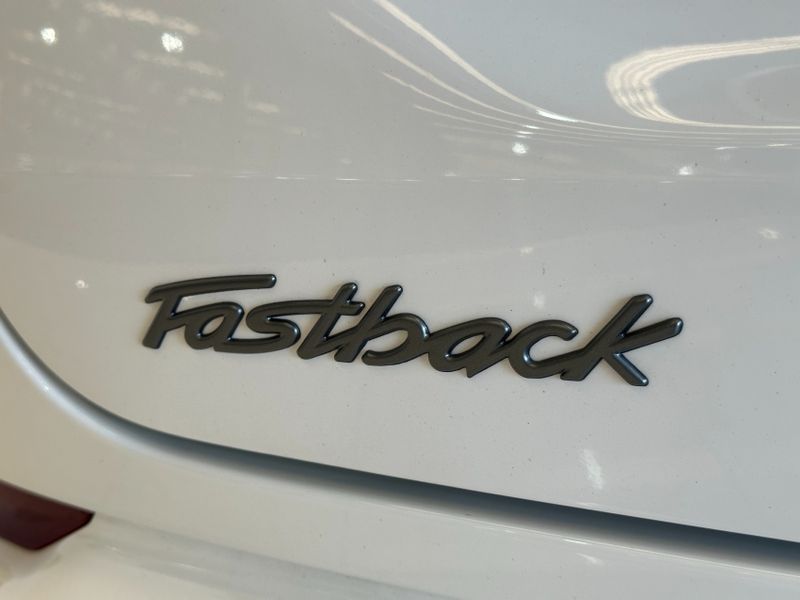 Fiat FASTBACK 1.3 TURBO 270 FLEX ABARTH AT6 2025/2025 BETIOLO NOVOS E SEMINOVOS LAJEADO / Carros no Vale