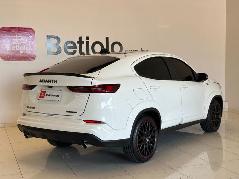 Fiat FASTBACK 1.3 TURBO 270 FLEX ABARTH AT6 2025/2025 BETIOLO NOVOS E SEMINOVOS LAJEADO / Carros no Vale