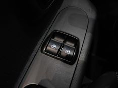 Fiat MOBI 1.0 EVO FLEX LIKE MANUAL 2023/2024 BETIOLO NOVOS E SEMINOVOS LAJEADO / Carros no Vale