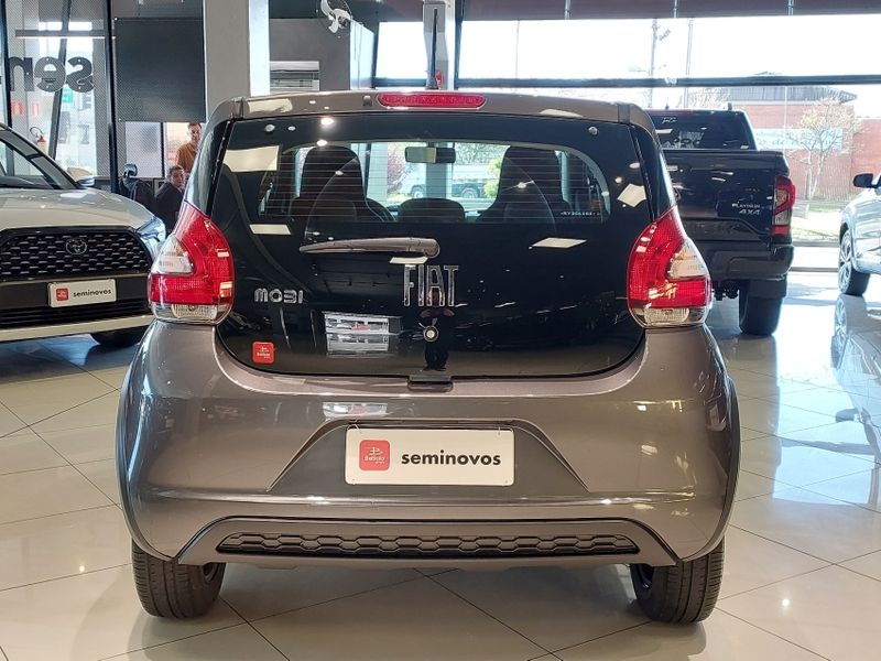 Fiat MOBI 1.0 EVO FLEX LIKE MANUAL 2023/2024 BETIOLO NOVOS E SEMINOVOS LAJEADO / Carros no Vale