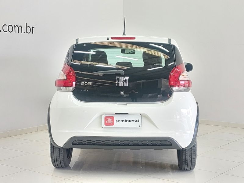 Fiat MOBI 1.0 EVO FLEX LIKE MANUAL 2024/2024 BETIOLO NOVOS E SEMINOVOS LAJEADO / Carros no Vale