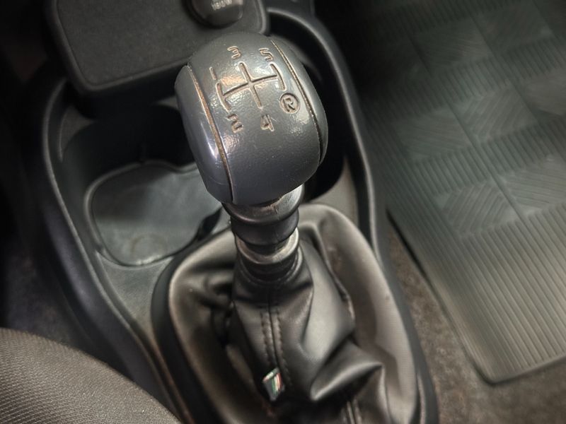 Fiat MOBI 1.0 EVO FLEX LIKE MANUAL 2021/2021 BETIOLO NOVOS E SEMINOVOS LAJEADO / Carros no Vale