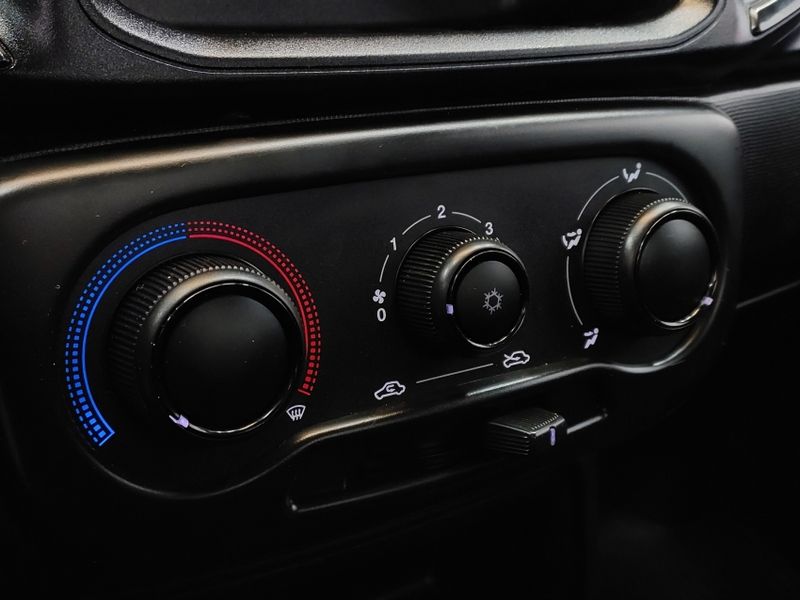 Fiat STRADA 1.4 FIRE FLEX ENDURANCE CS MANUAL 2022/2022 BETIOLO NOVOS E SEMINOVOS LAJEADO / Carros no Vale