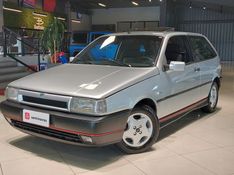 Fiat TIPO 2.0 IE 16V GASOLINA 2P MANUAL 1994/1995 BETIOLO NOVOS E SEMINOVOS LAJEADO / Carros no Vale