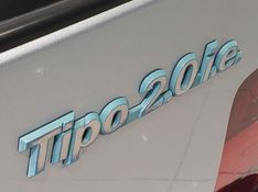 Fiat TIPO 2.0 IE 16V GASOLINA 2P MANUAL 1994/1995 BETIOLO NOVOS E SEMINOVOS LAJEADO / Carros no Vale