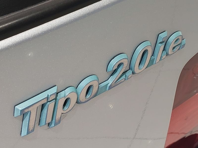 Fiat TIPO 2.0 IE 16V GASOLINA 2P MANUAL 1994/1995 BETIOLO NOVOS E SEMINOVOS LAJEADO / Carros no Vale