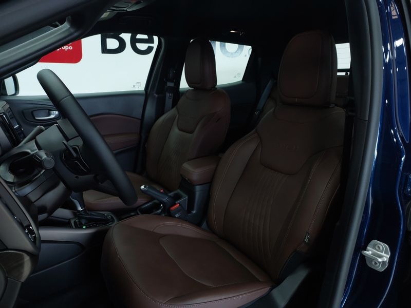 Fiat TORO 2.0 16V TURBO DIESEL RANCH 4WD AT9 2024/2025 BETIOLO NOVOS E SEMINOVOS LAJEADO / Carros no Vale