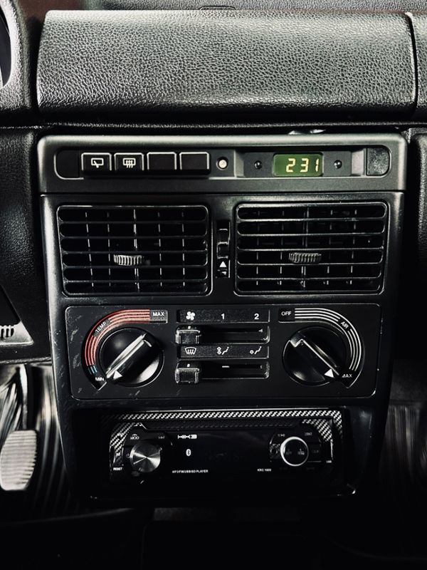 Fiat UNO 1.0 MILLE ELETRONIC 8V GASOLINA 4P MANUAL 1995/1995 CASTELLAN E TOMAZONI MOTORS CAXIAS DO SUL / Carros no Vale