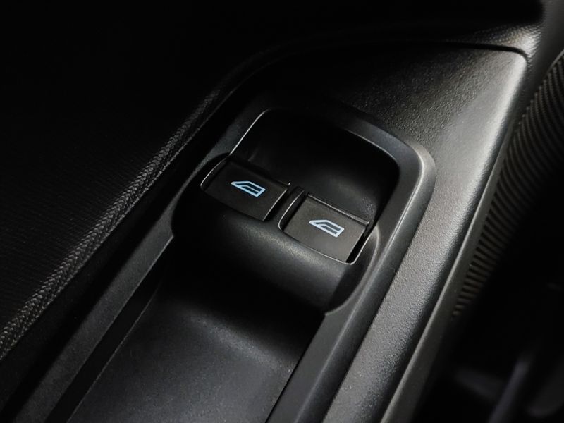 Ford KA 1.0 TI-VCT FLEX SE MANUAL 2019/2020 BETIOLO NOVOS E SEMINOVOS LAJEADO / Carros no Vale
