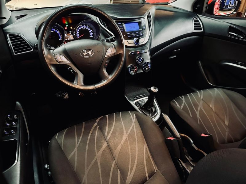 Hyundai HB20 1.0 COMFORT 12V FLEX 4P MANUAL 2014/2015 CASTELLAN E TOMAZONI MOTORS CAXIAS DO SUL / Carros no Vale