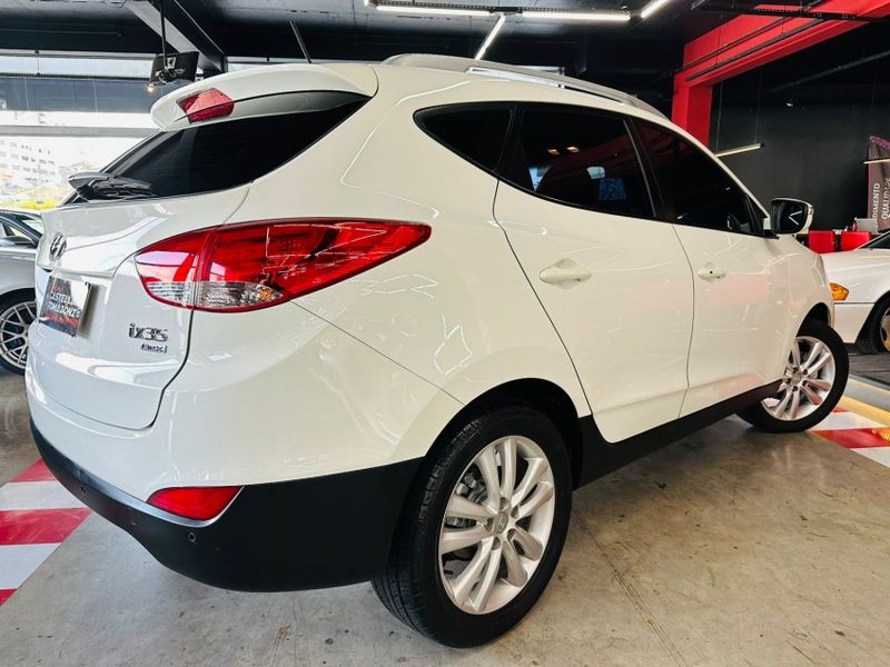 Hyundai IX35 2.0 MPI 4X2 16V FLEX 4P MANUAL 2012/2013 CASTELLAN E TOMAZONI MOTORS CAXIAS DO SUL / Carros no Vale