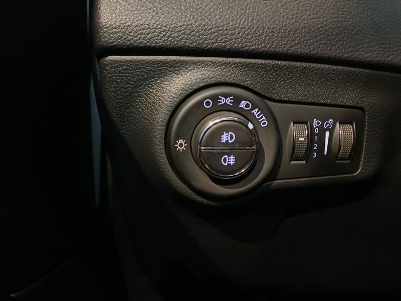 JEEP COMPASS 2.0 16V DIESEL LIMITED 4X4 AUTOMÁTICO 2020/2020 BETIOLO NOVOS E SEMINOVOS LAJEADO / Carros no Vale