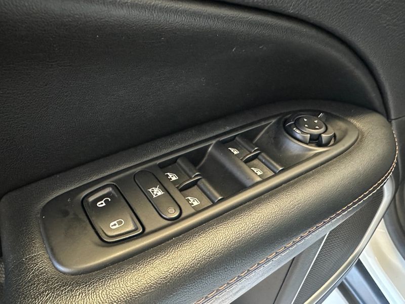 JEEP COMPASS 2.0 16V DIESEL LONGITUDE 4X4 AUTOMÁTICO 2018/2019 BETIOLO NOVOS E SEMINOVOS LAJEADO / Carros no Vale