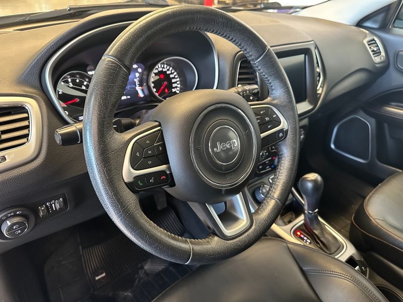 JEEP COMPASS 2.0 16V DIESEL LONGITUDE 4X4 AUTOMÁTICO 2018/2019 BETIOLO NOVOS E SEMINOVOS LAJEADO / Carros no Vale