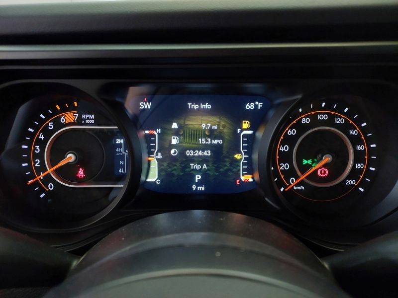 JEEP WRANGLER 2.0 TURBO GASOLINA RUBICON 4P 4X4 AT8 2025/2025 BETIOLO NOVOS E SEMINOVOS LAJEADO / Carros no Vale