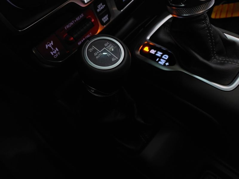 JEEP WRANGLER 2.0 TURBO GASOLINA RUBICON 4P 4X4 AT8 2025/2025 BETIOLO NOVOS E SEMINOVOS LAJEADO / Carros no Vale