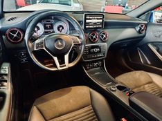 Mercedes-Benz CLASSE A 2.0 250 TURBO SPORT GASOLINA 4P AUTOMATIZADO 2014/2014 CASTELLAN E TOMAZONI MOTORS CAXIAS DO SUL / Carros no Vale