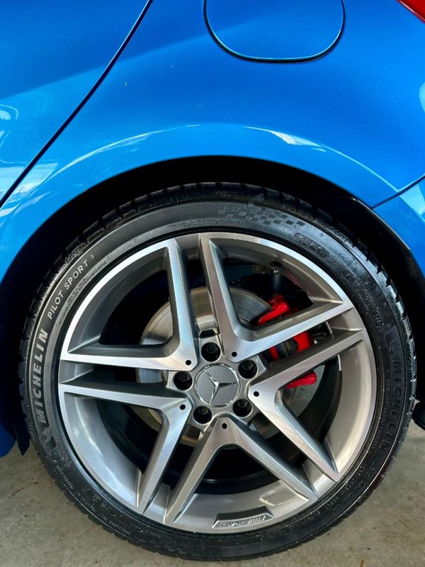 Mercedes-Benz CLASSE A 2.0 250 TURBO SPORT GASOLINA 4P AUTOMATIZADO 2014/2014 CASTELLAN E TOMAZONI MOTORS CAXIAS DO SUL / Carros no Vale