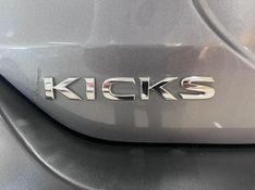 Nissan KICKS 1.6 16V FLEXSTART S 4P XTRONIC 2017/2018 BETIOLO NOVOS E SEMINOVOS LAJEADO / Carros no Vale