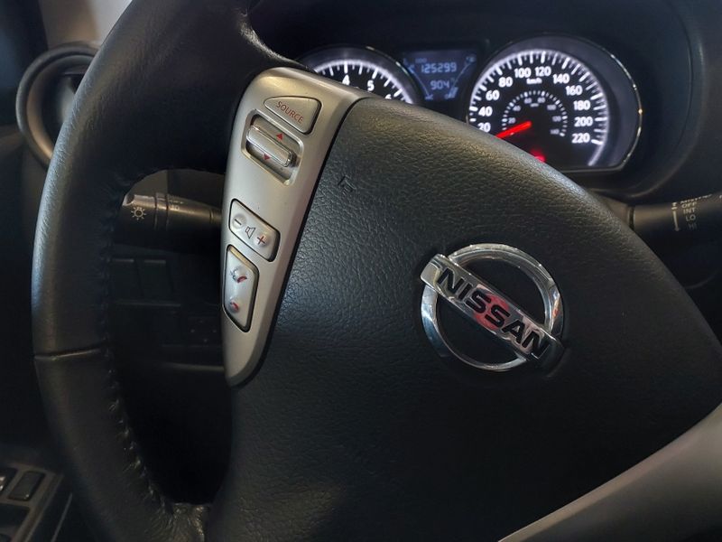 Nissan VERSA 1.6 16V FLEXSTART SL 4P XTRONIC 2019/2020 BETIOLO NOVOS E SEMINOVOS LAJEADO / Carros no Vale