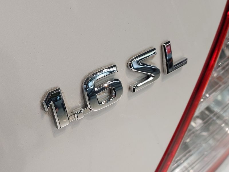 Nissan VERSA 1.6 16V FLEXSTART SL 4P XTRONIC 2019/2020 BETIOLO NOVOS E SEMINOVOS LAJEADO / Carros no Vale