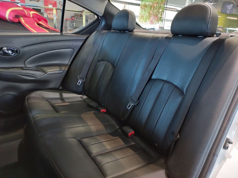 Nissan VERSA 1.6 16V FLEXSTART SL 4P XTRONIC 2019/2020 BETIOLO NOVOS E SEMINOVOS LAJEADO / Carros no Vale