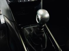 Peugeot 2008 1.6 16V THP FLEX GRIFFE 4P MANUAL 2017/2017 CASTELLAN E TOMAZONI MOTORS CAXIAS DO SUL / Carros no Vale