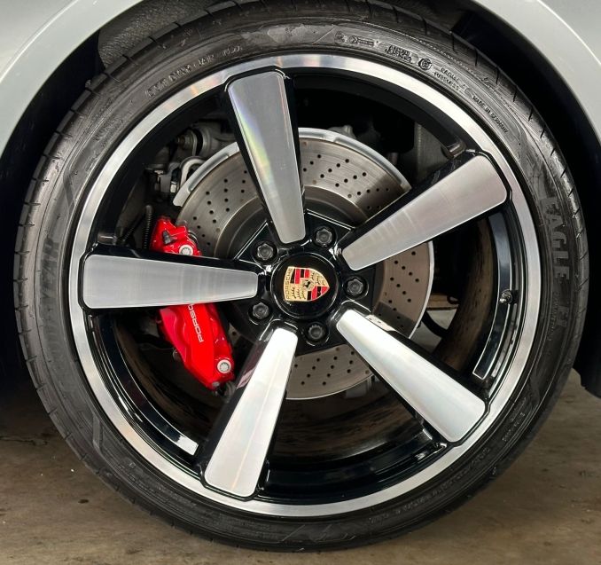Porsche 911 3.0 24V H6 GASOLINA CARRERA S PDK 2020/2020 CASTELLAN E TOMAZONI MOTORS CAXIAS DO SUL / Carros no Vale
