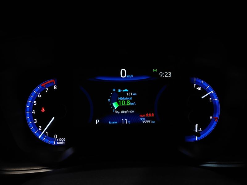Toyota COROLLA CROSS 2.0 VVT-IE FLEX XRE DIRECT SHIFT 2022/2023 BETIOLO NOVOS E SEMINOVOS LAJEADO / Carros no Vale