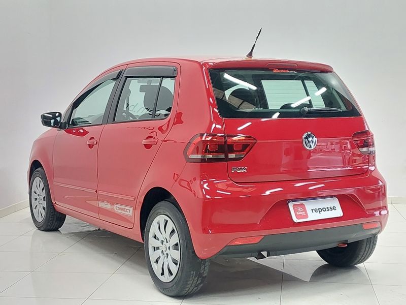 Volkswagen FOX 1.6 MSI TOTAL FLEX CONNECT 4P MANUAL 2019/2019 BETIOLO NOVOS E SEMINOVOS LAJEADO / Carros no Vale