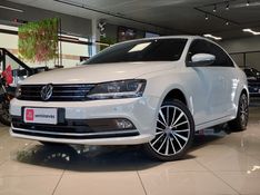 Volkswagen JETTA 1.4 250 TSI TOTAL FLEX COMFORTLINE TIPTRONIC 2017/2018 BETIOLO NOVOS E SEMINOVOS LAJEADO / Carros no Vale