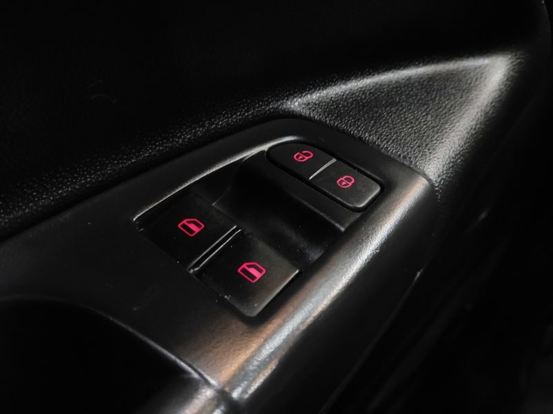 Volkswagen SAVEIRO 1.6 MSI ROBUST CS 16V FLEX 2P MANUAL 2022/2023 BETIOLO NOVOS E SEMINOVOS LAJEADO / Carros no Vale