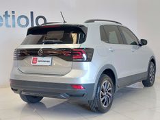 Volkswagen T-CROSS 1.0 200 TSI TOTAL FLEX SENSE AUTOMÁTICO 2022/2022 BETIOLO NOVOS E SEMINOVOS LAJEADO / Carros no Vale